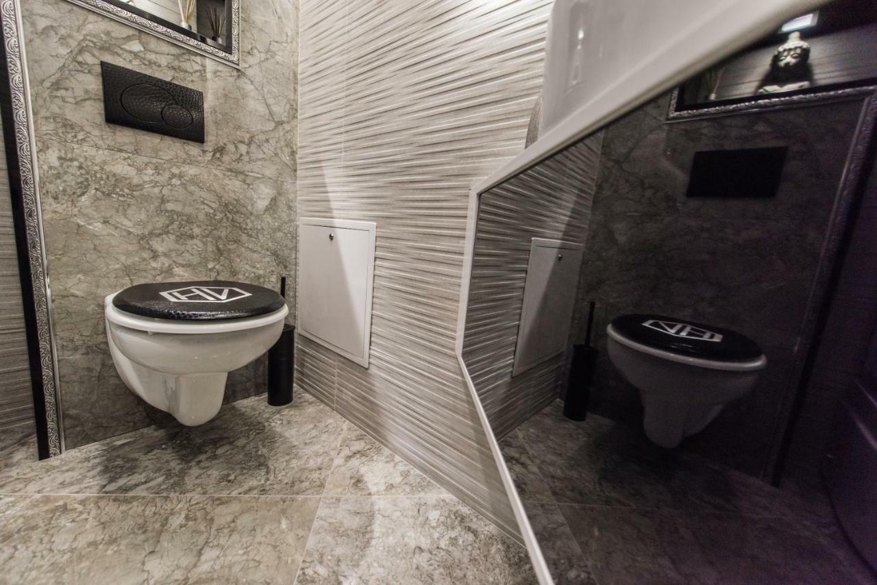 H & V Residence - Diamond Bungalow Apartment Arad Zewnętrze zdjęcie