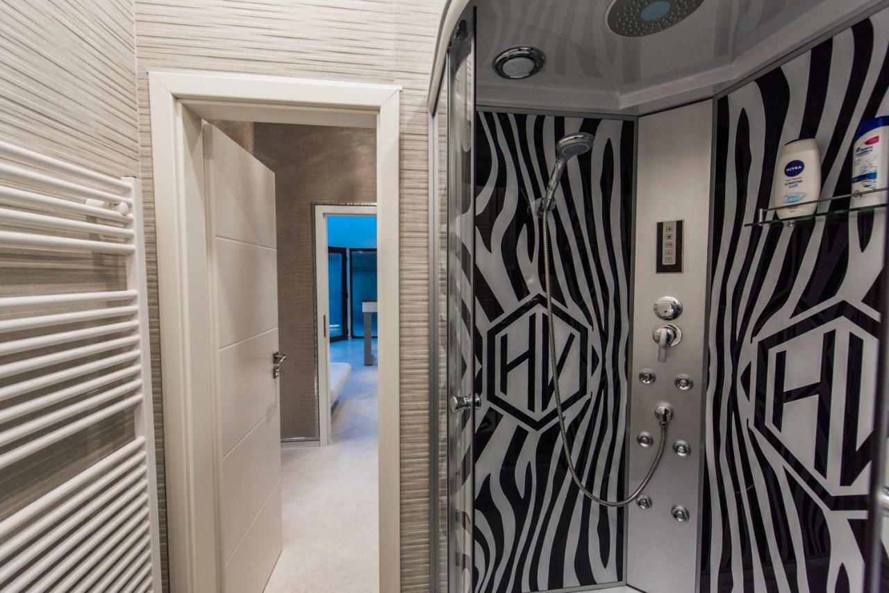H & V Residence - Diamond Bungalow Apartment Arad Zewnętrze zdjęcie
